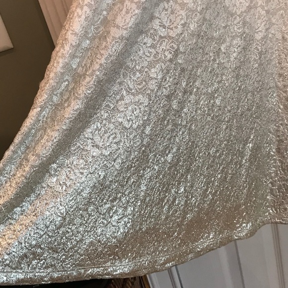 Maison Jules Dress - Picture 2 of 4